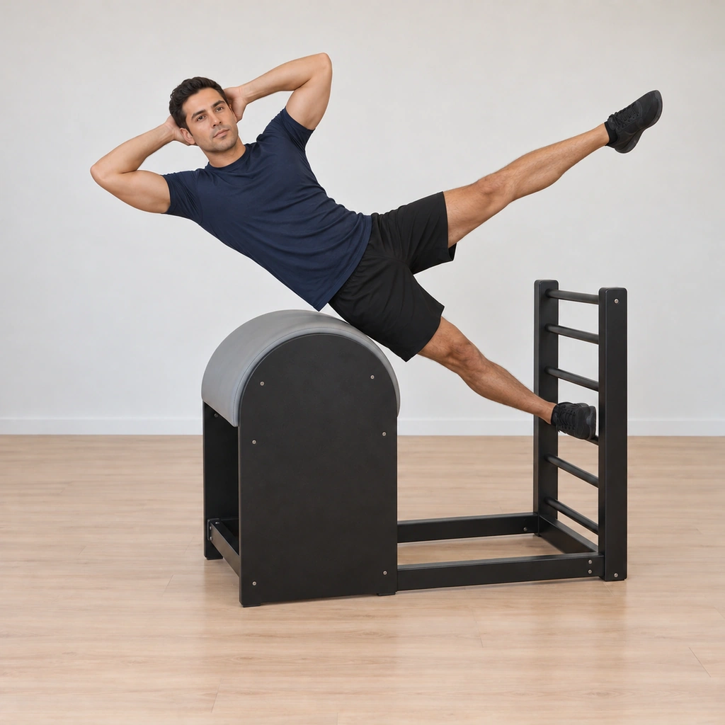 His trunk sits tall at the top of the side bend, the waist lifted toward the ladder, both legs long and the top leg still floating.
